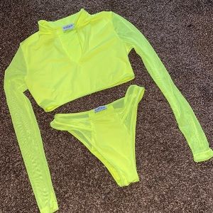 Neon-Yellow, Two-Piece, Long-Sleeved Swimsuit / Bikini / Tankini